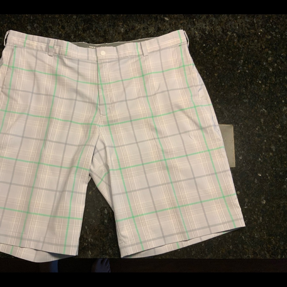 Nike DriFit Golf Shorts - Size 42